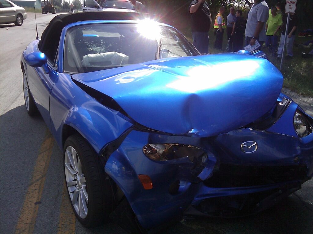 car, accident, crash-85320.jpg