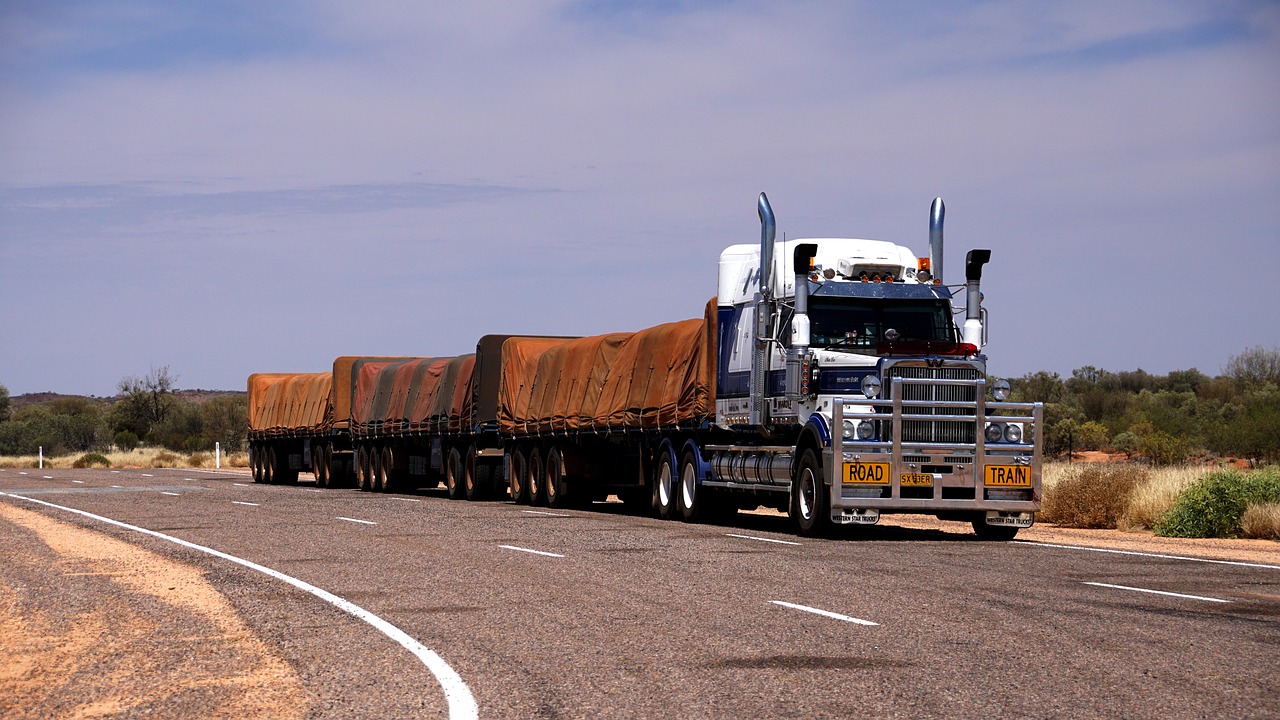 road train, truck, australia-1185254.jpg